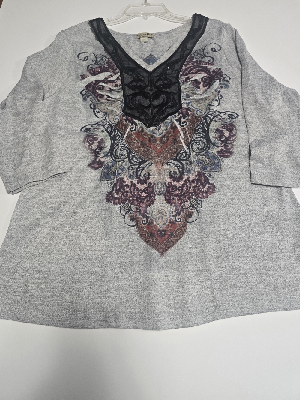 ONE WORLD Gray Tunic Top with Black Lace V-Neck and Multicolor Medallion